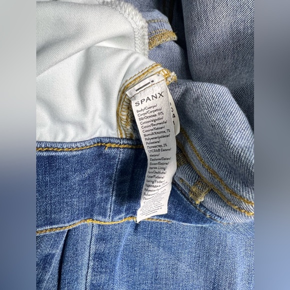 Spanx Seamed Front Wide Leg Vintage Indigo Flared Jeans Size 1X Tall - Picture 6 of 12